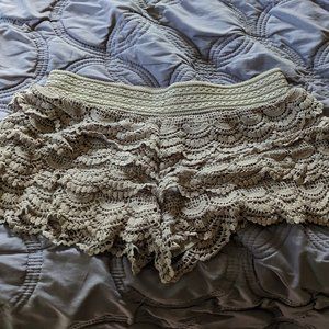 Lace shorts